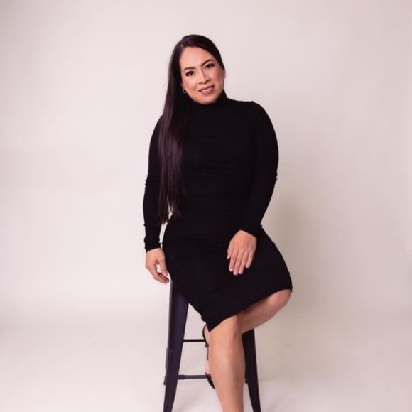 Meet your Posher, Mercy - Picture 1 of 1